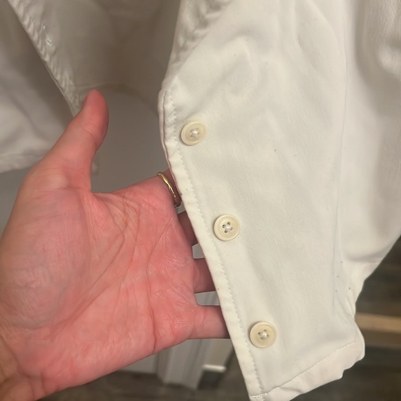 Sunday Best Tuesday Button Up - Picture 4 of 7